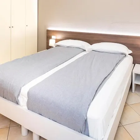 坎帕纳公寓酒店 *