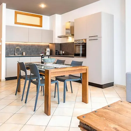 Campana Apartment *