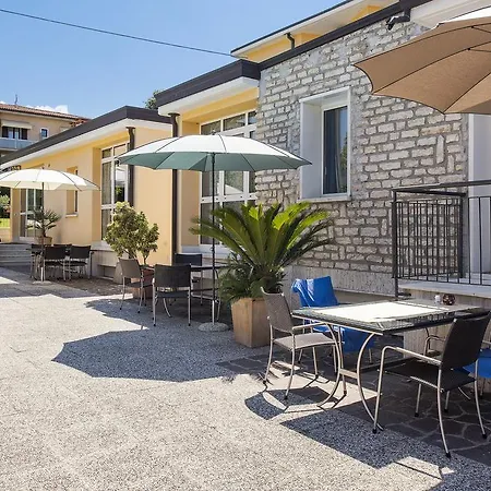 Apartment Campana *